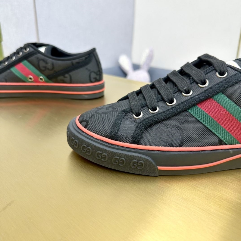 Gucci Casual Shoes